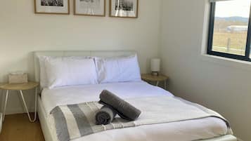 2 sovrum, strykjÀrn/strykbrÀda, gratis wi-fi och sÀngklÀder