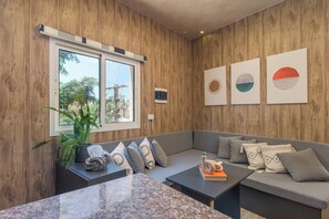 TV - Batroun Central Escape 1 BD with 24/7 Electricity! (North Governorate)