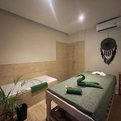 Trị liệu toàn thân, liệu pháp hương thơm, tẩy tế bào chết