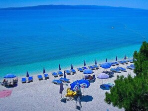 Beach - Apartments Pezo (Baska Voda)