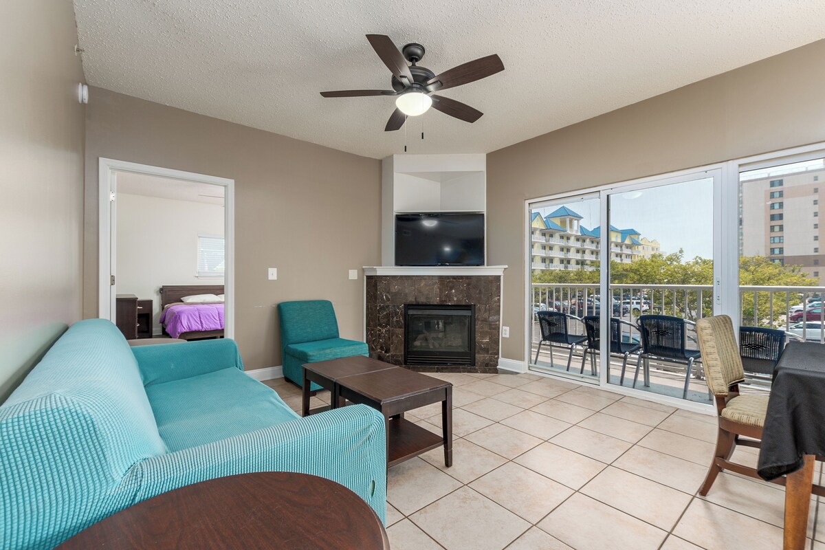 OceanSide Condo 3BR + 2Bath, Jacuzzi, Elevator - 2