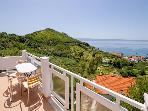 Appartement (Two Bedroom Apartment with Balcony) | Balcon