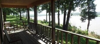 Handicap Accessible Two Bedroom Bungalow w/ Full Kitchen