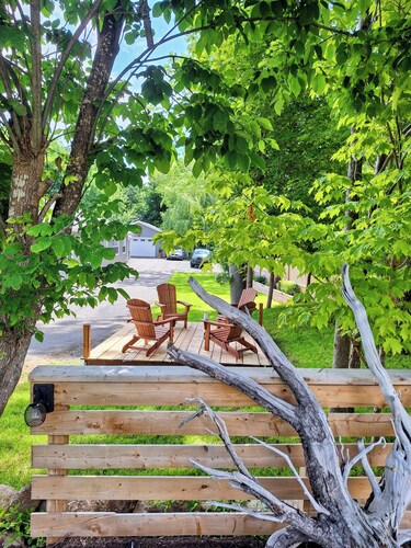 Tucked away on quiet street but short walk to Mahone Bay and all its amenities.