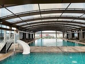 Indoor pool - Hagi APT - Vinhomes Metropolis in Ha Noi (Hanoi)