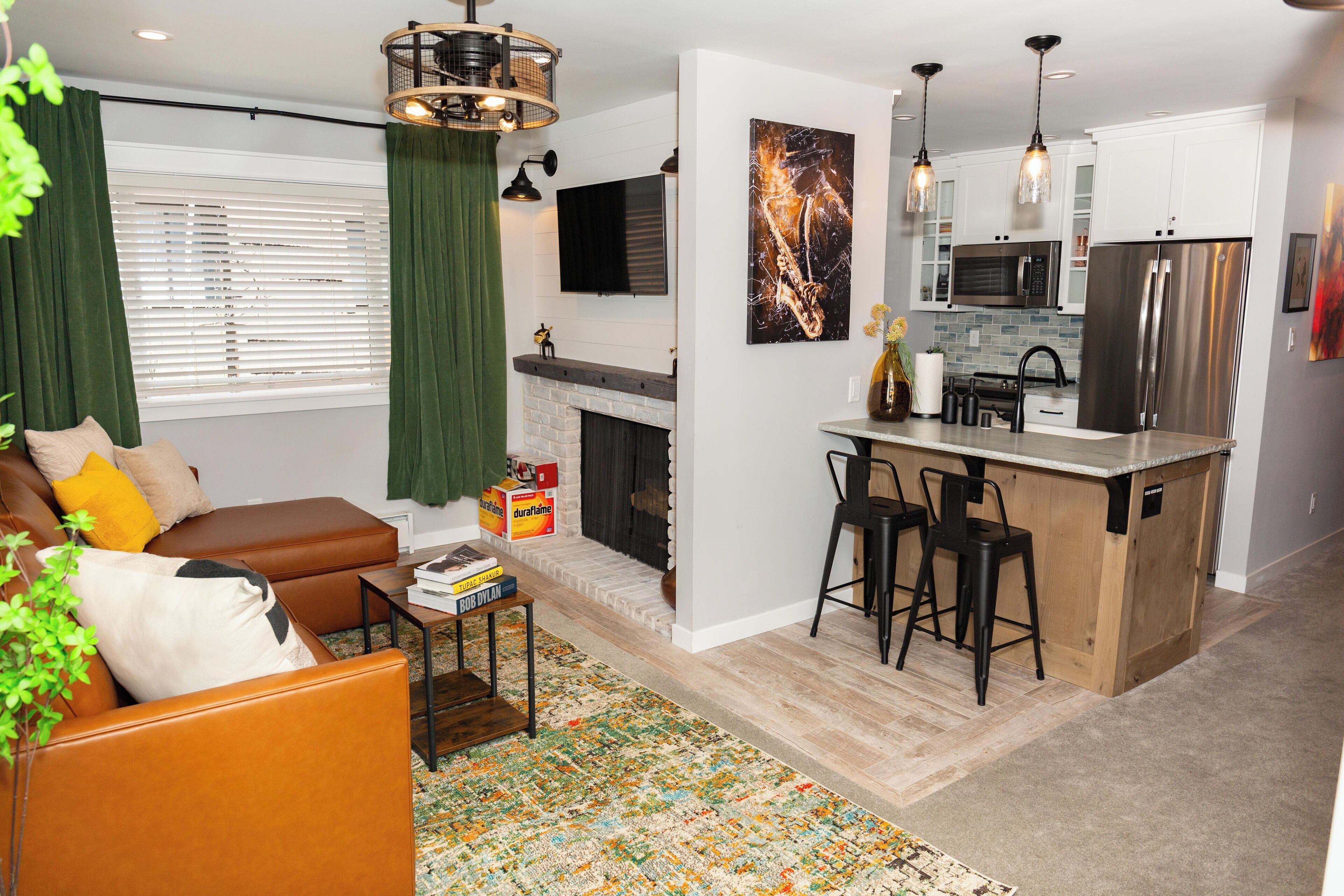 New Remodel Lakeside Luxe; Beach, Kayak, SUP, Kings Beach, SummerFun@LakeTahoe!