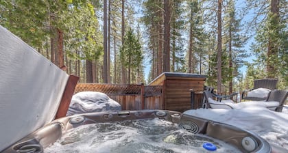 Cozy Cabin Private Hot-Tub Walk to Lake by Sierra Getaways