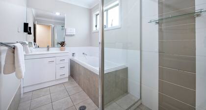 Mason's Lodge - Family Entertainer, Close to Mall
