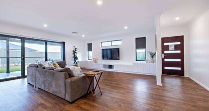 Sandstone - Family Entertainer, Refined Living