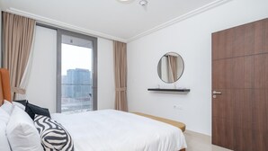 Apartment | 1 bedroom, bed sheets - 1BR Dlx City View Near Dubai Mall by Belvilla (Dubai)