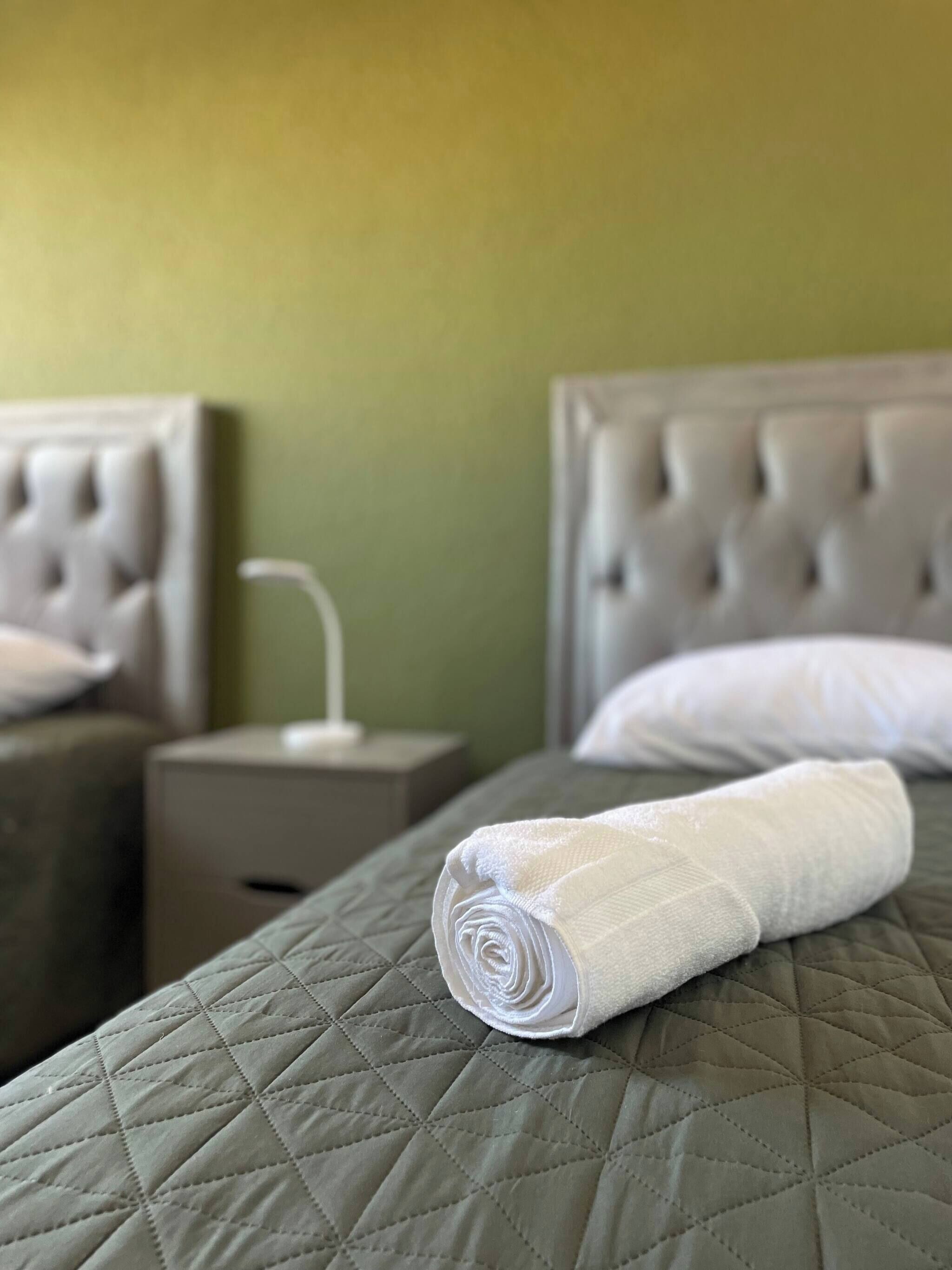 3 bedrooms, iron/ironing board, Internet, bed sheets