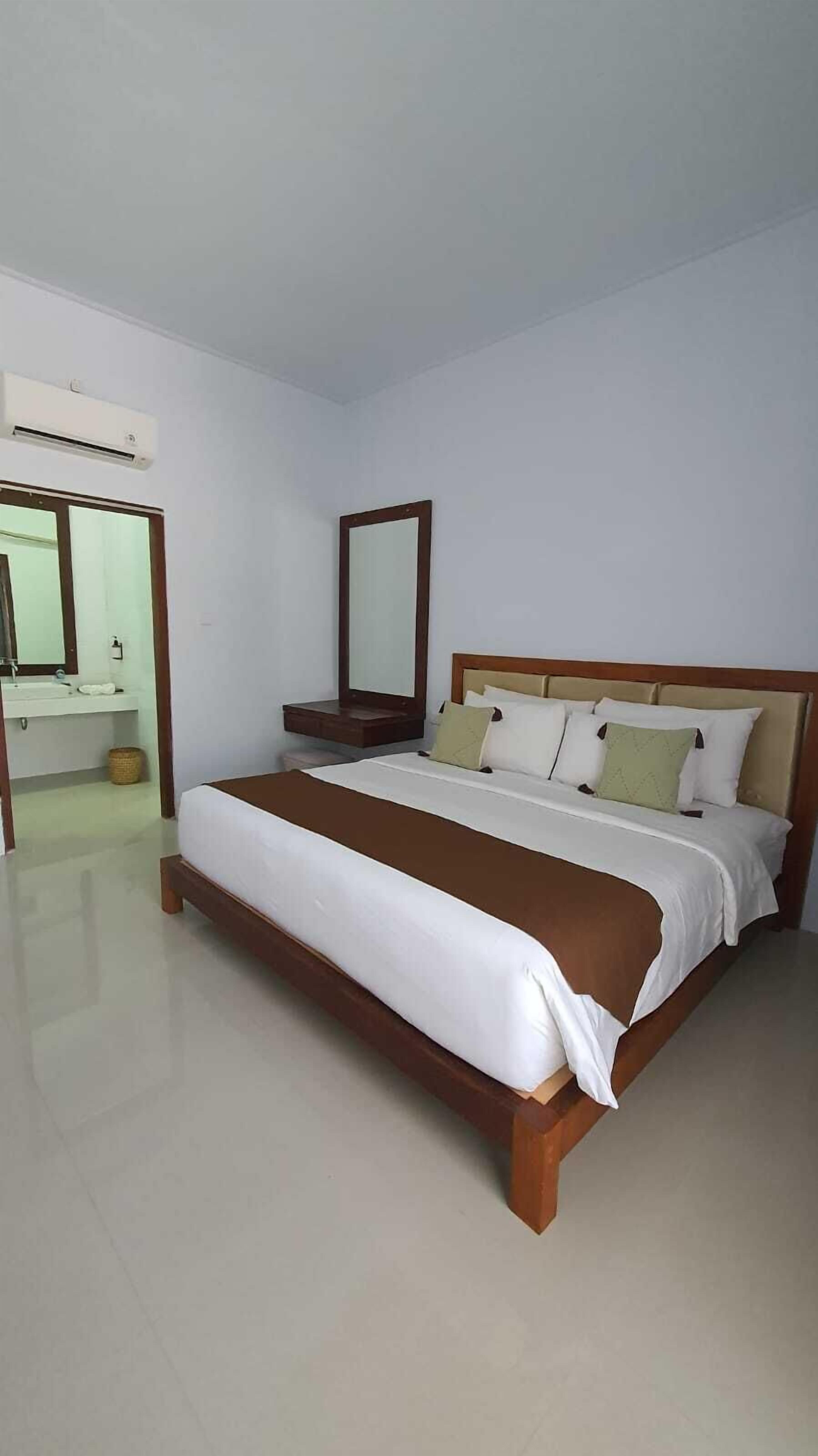 Double Room, 1 Bedroom, Garden View | Desk, free WiFi, bed sheets