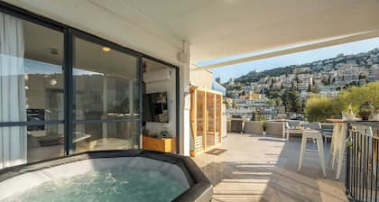 MAMAD - Bahai Gardens Penthouse by Sea N' Rent