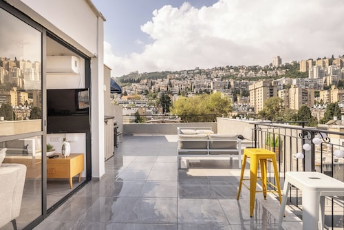 Bahai Gardens Penthouse by Sea N' Rent