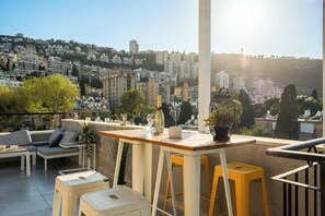 Apartment, Balcony | Terrace/patio - MAMAD - Bahai Gardens Penthouse by Sea N' Rent (Haifa)