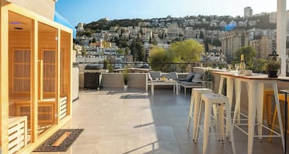 MAMAD - Bahai Gardens Penthouse by Sea N' Rent