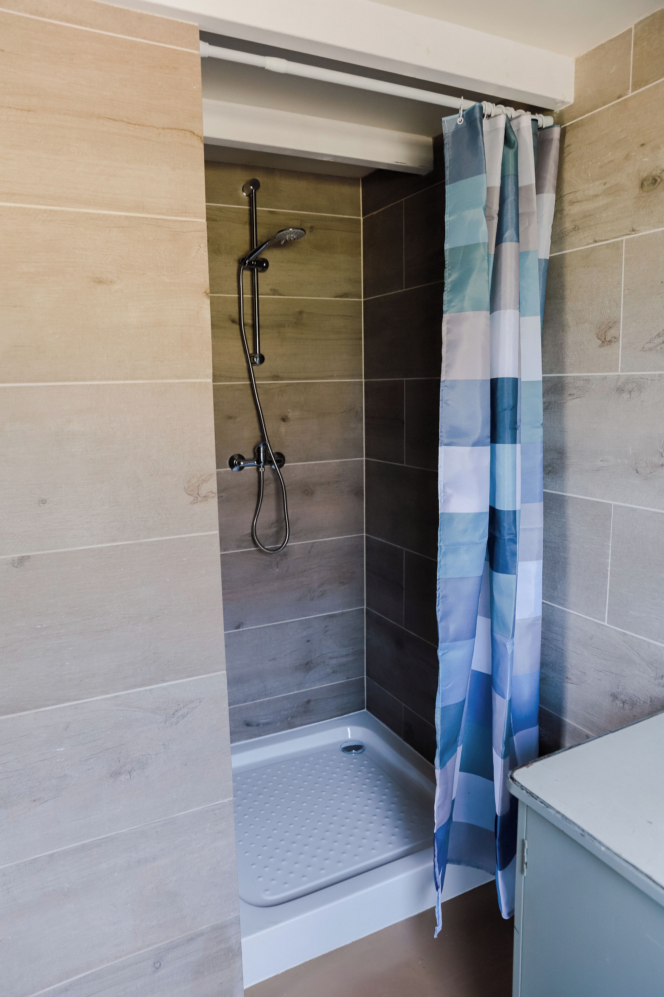 Dusche, Handtücher, Shampoo
