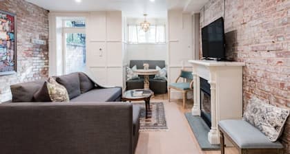 Historic 2BR -- 2 blocks to Capitol, Metro + free parking