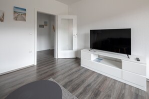 Interior - Ferienwohnung Watt, Modern und Liebevoll Eingerichtet, Wlan, Smart TV (Wilhelmshaven)