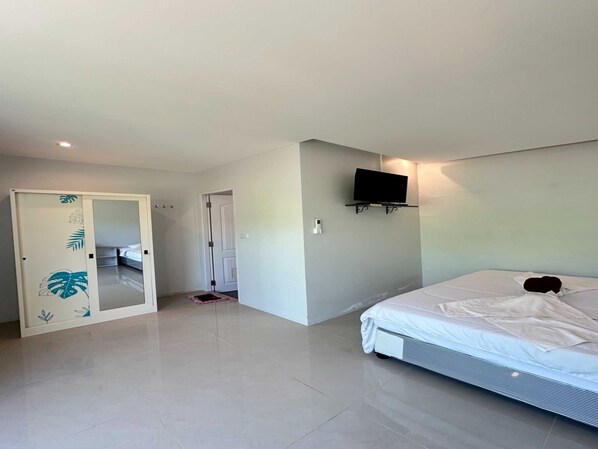 Room - OYO 75492 Carpe Diem Homestay (Karon)