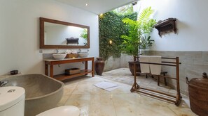 Bathroom - Sahaja Villa by Betterplace (Kerobokan)