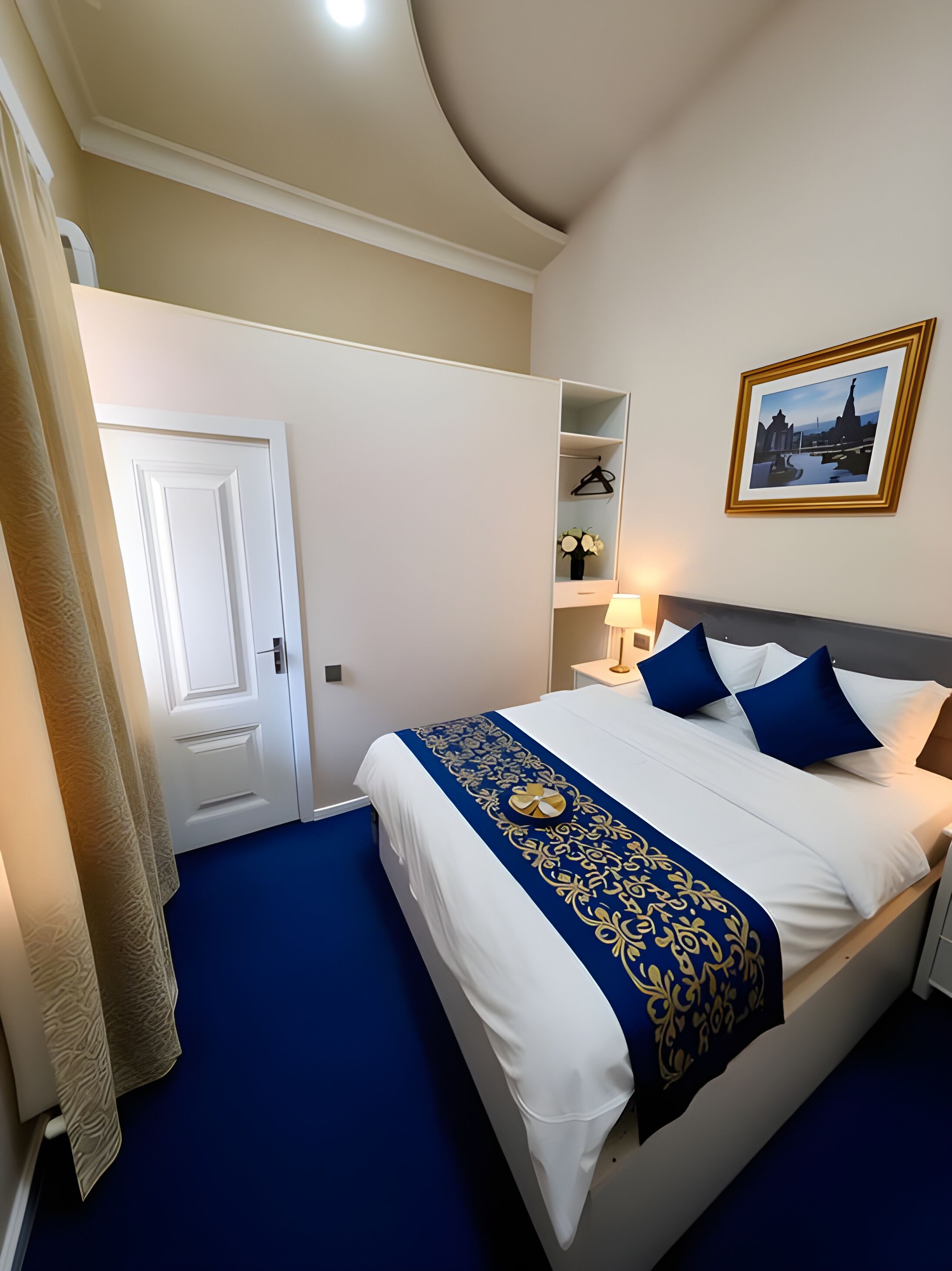 Standard Room, Courtyard View | 1 bedroom, minibar, individually furnished, desk