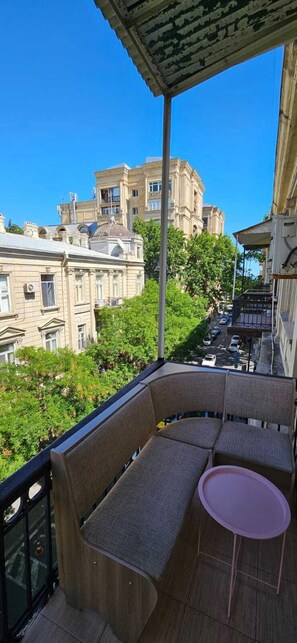 Deluxe Room, City View | 1 bedroom, minibar, free WiFi, bed sheets - NH Nizami Hotel (Baku)