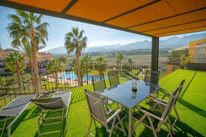Outdoor dining - Sunstay House Sol Andalusi Alhaurin (Alhaurín de la Torre)