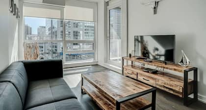 Downtown 2BR Gem with Balcony and Skyline Views