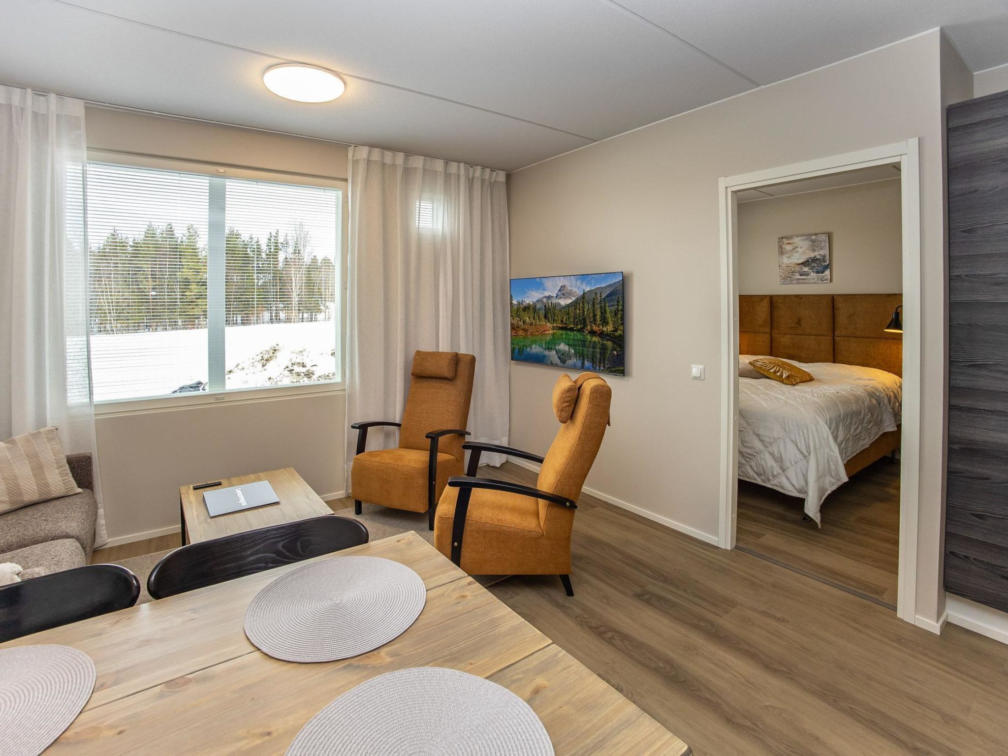 2 makuuhuonetta, internet