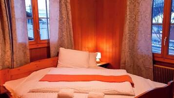 3 Schlafzimmer, Bügeleisen/Bügelbrett, WLAN, Bettwäsche