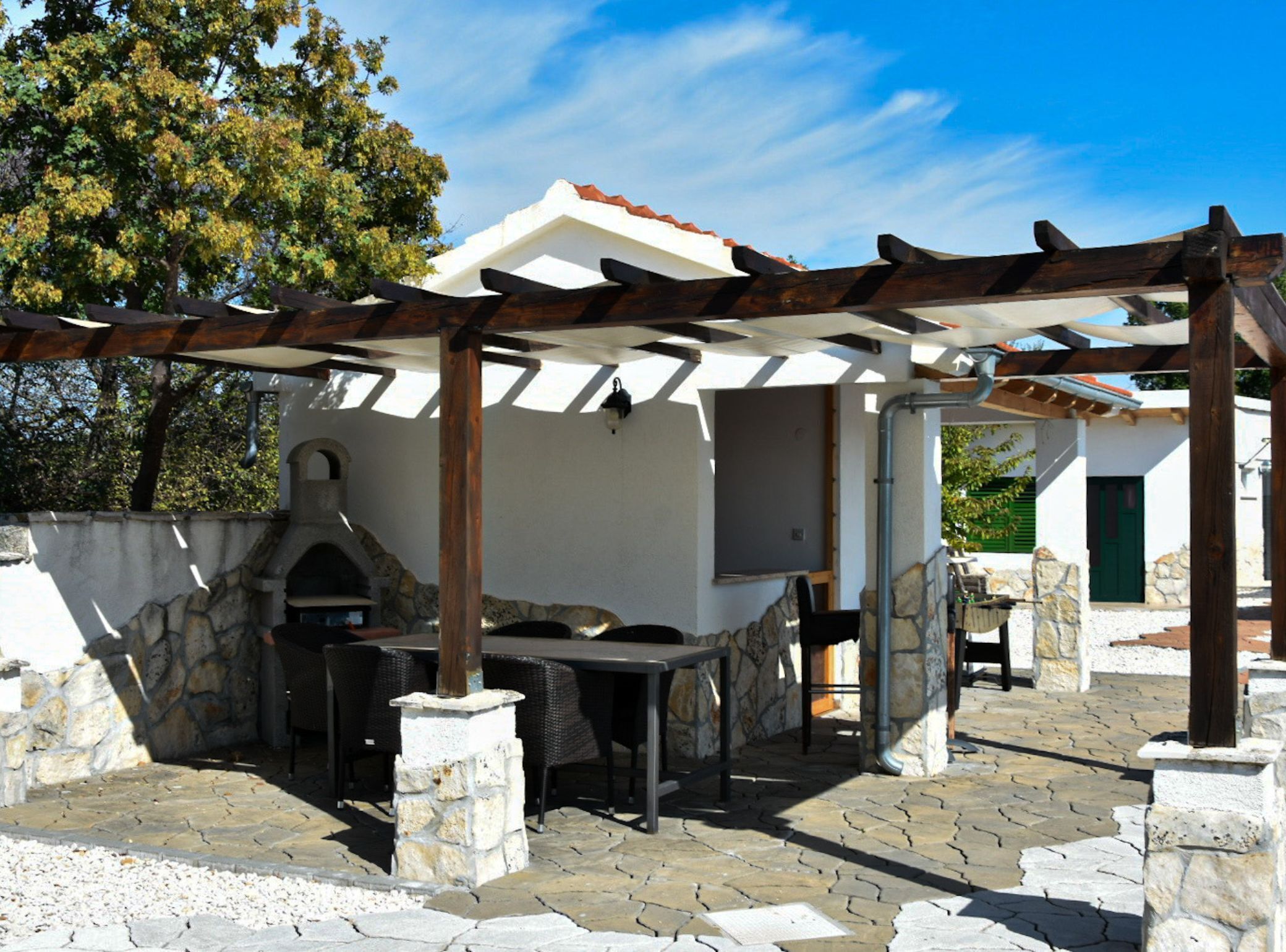 Ngo ại thất