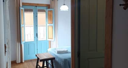 Casa Rural con dos Casitas de Alquiler Completo. Ambas con su Cocina y Salón