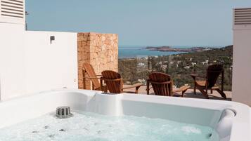 Suite Grand, Beberapa Tempat Tidur, pemandangan laut | Jet tub