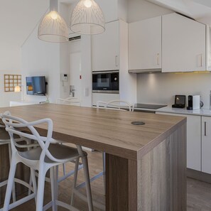 9 bedrooms - Garcia 28 (Lisbon)