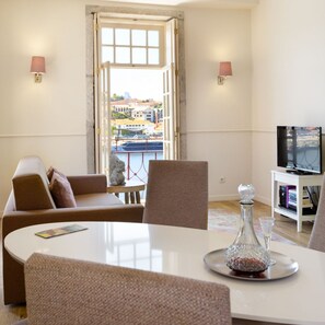 Apartamento | 6 quartos, quartos à prova de som