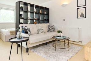Exterior - The River Thames Hideout - Modern 1bdr Flat (London)