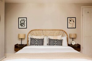 Exterior - The Waterlow Park Wonder - Trendy 2bdr With Study Room and Patio (London)