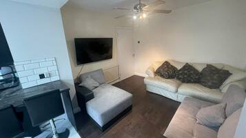 Apartment | Living area