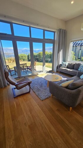 Home with Amazing Lake and Mountain Views