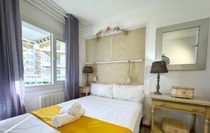 3 bedrooms, free WiFi, bed sheets