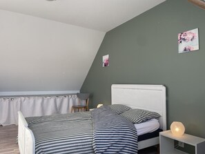 2 chambres, accès au Wi-Fi (inclus), literie fournie