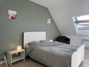 2 chambres, Wi-Fi gratuit, draps fournis