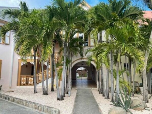 Exterior - Ti-Paradis - T2 with Air Conditioning and Parking near the Beach (Saint-Martin)