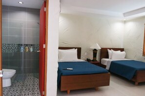 Suite monolocale familiare | 1 camera, una scrivania, postazione laptop, Wi-Fi gratuito