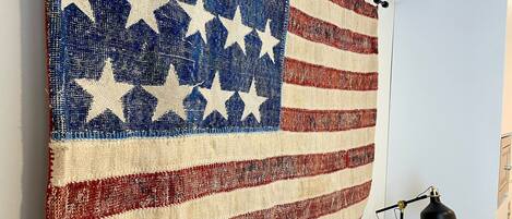 Iron/ironing board, free WiFi, bed sheets