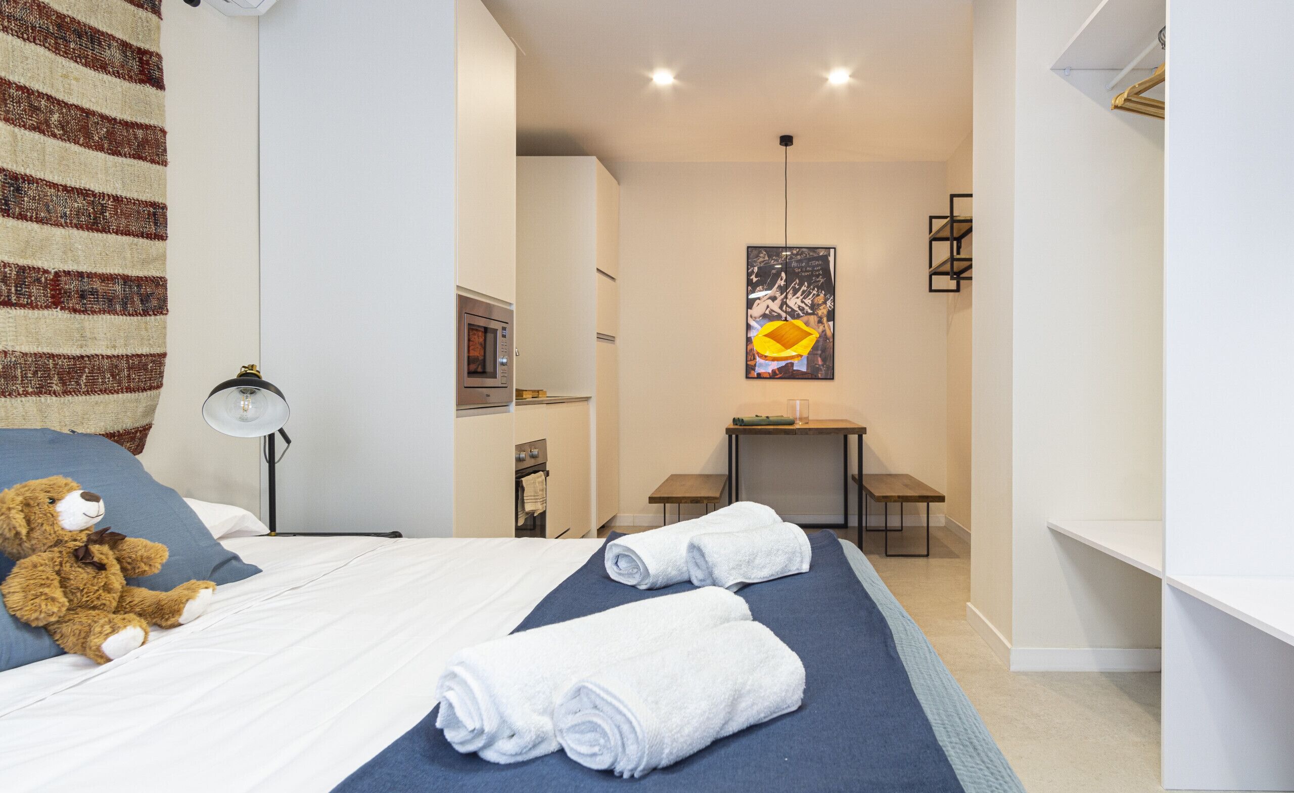 Iron/ironing board, free WiFi, bed sheets