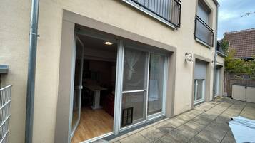 Business Condo, 2 Bedrooms | Terrace/patio