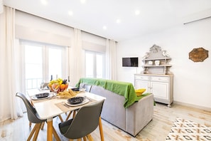 In-room dining - Apartment Carvoeiro By The Sea 1 (Lagoa)
