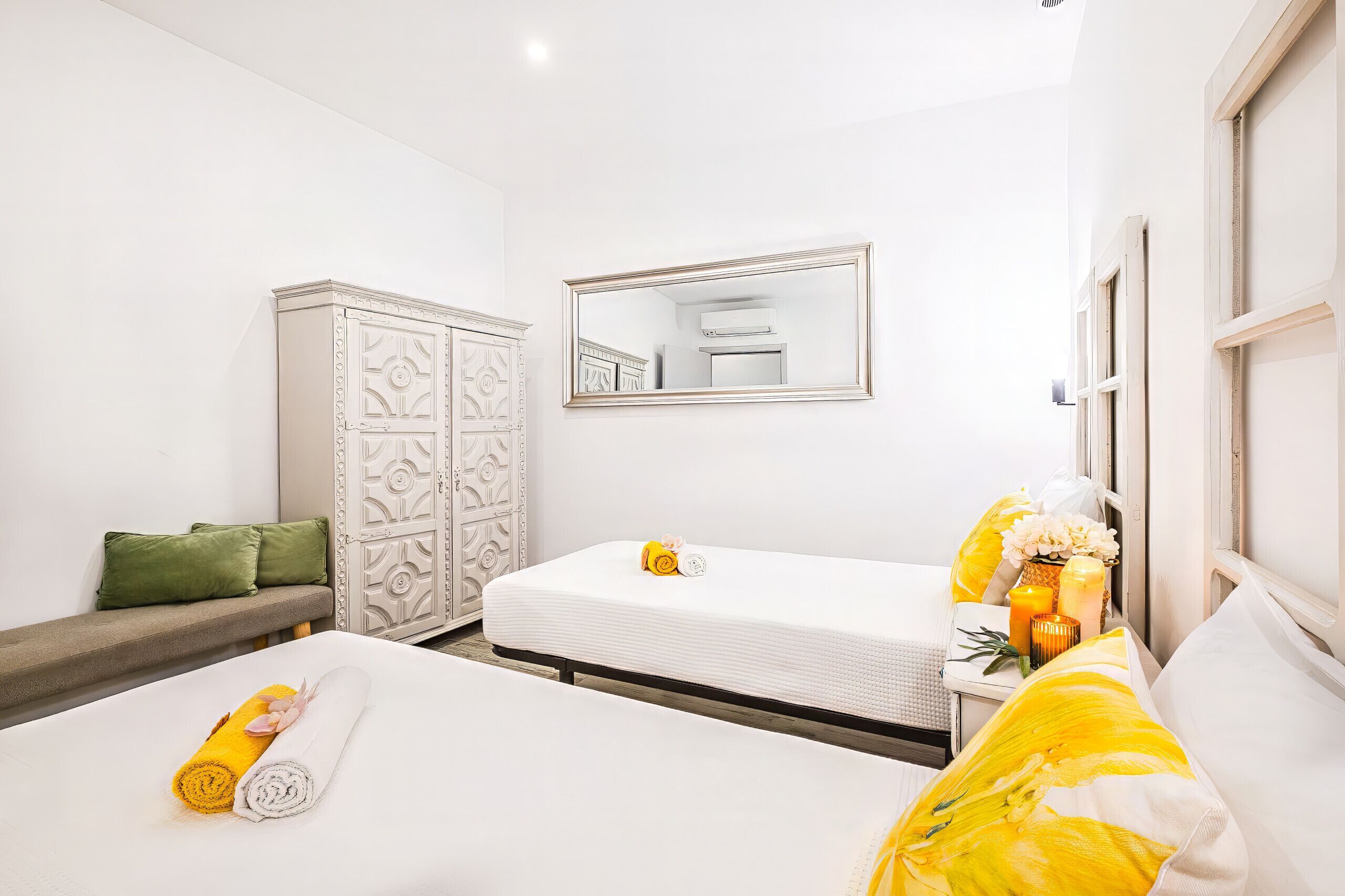 3 bedrooms, cots/infant beds